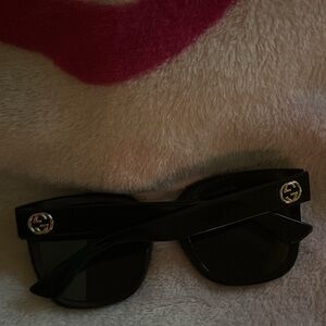 Women’s GUCCI BLACK SUNGLASSES